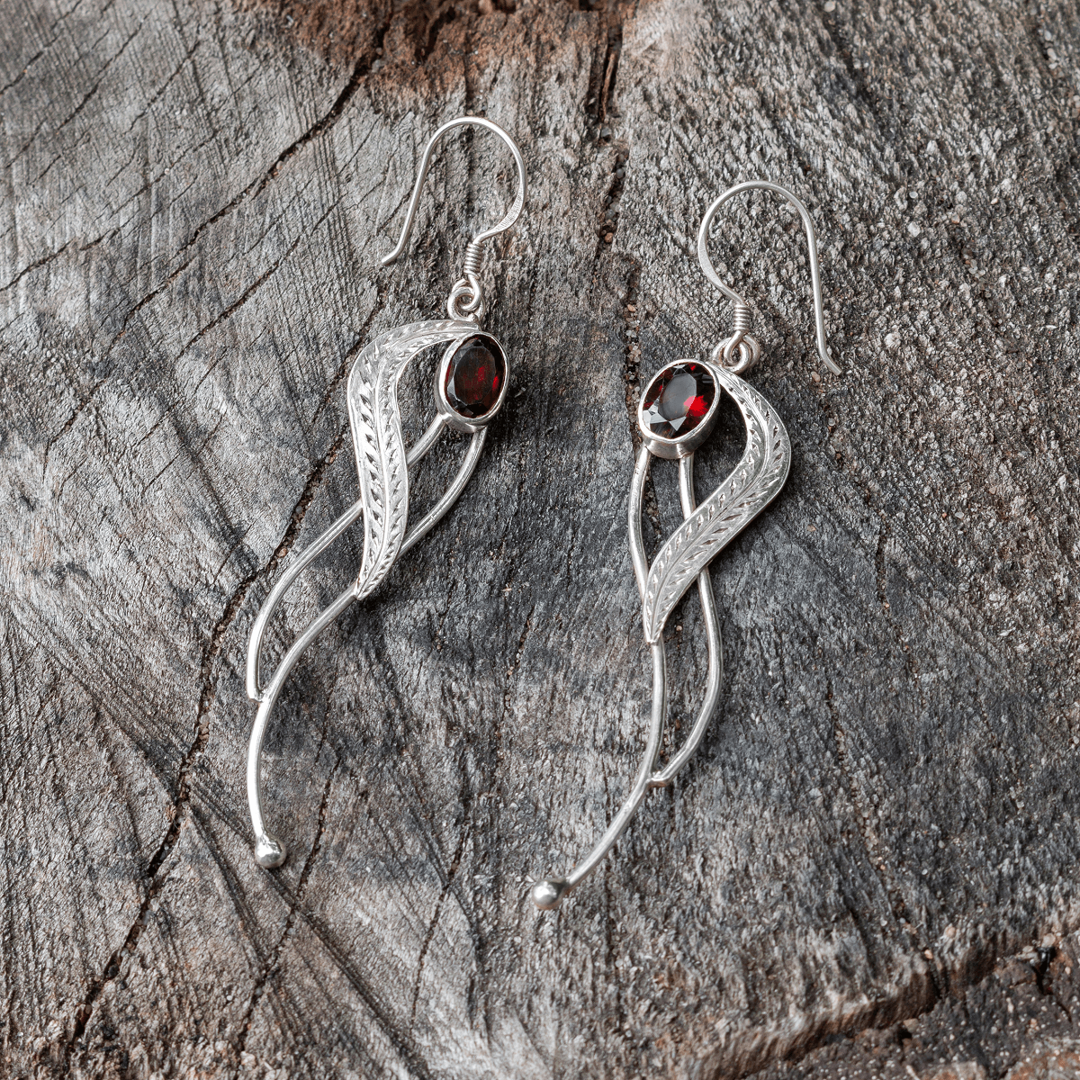 925 silver earrings - garnet | Handmade in Nepal | Boho jewelry