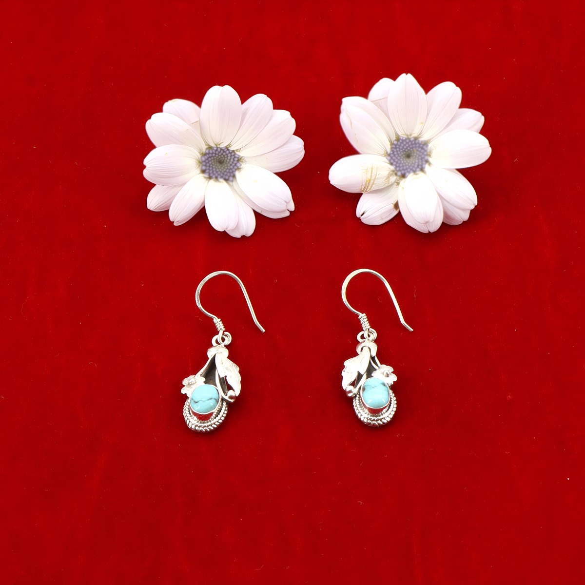 925 silver earrings - snowdrops | Handmade in Nepal